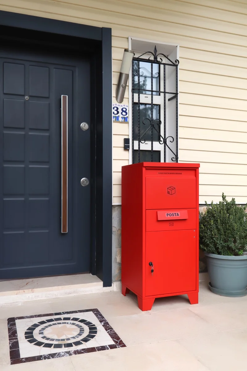 xl kargo ve posta teslim kutusu (Çift taraflı kapak) traffic red ral 3020